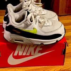 White Nike air max for toddler size 8